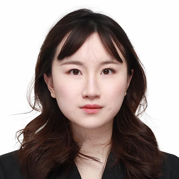 赵一婷证件照